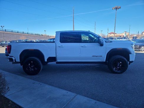 Used 2022 GMC Sierra 2500 AT4 image 6