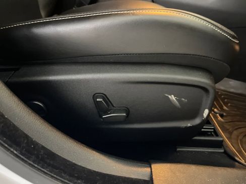 Used 2022 Chrysler 300 S w/ Comfort Group image 55