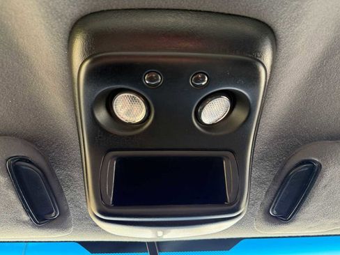 Used 2005 Chevrolet Silverado 1500 4x4 Regular Cab w/ Light Duty Power Package image 31
