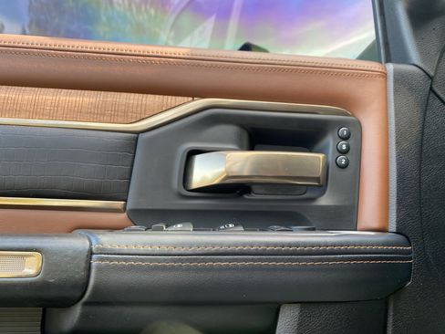 Used 2022 RAM 3500 Limited w/ Max Tow Package image 25