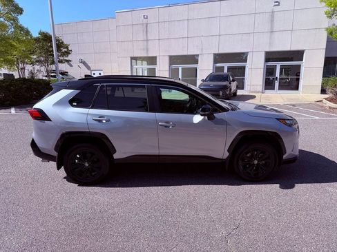 Used 2023 Toyota RAV4 XSE AWD/4WD image 15