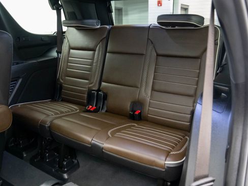 Used 2025 GMC Yukon Denali Ultimate image 21