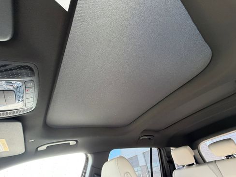 New 2026 Mercedes-Benz GLB 250 4MATIC image 34
