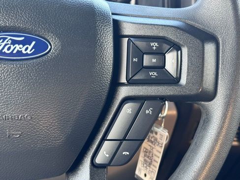 Used 2022 Ford F250 XL w/ Power Equipment Group image 9