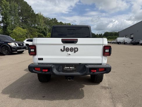 Used 2020 Jeep Gladiator Rubicon AWD/4WD image 5