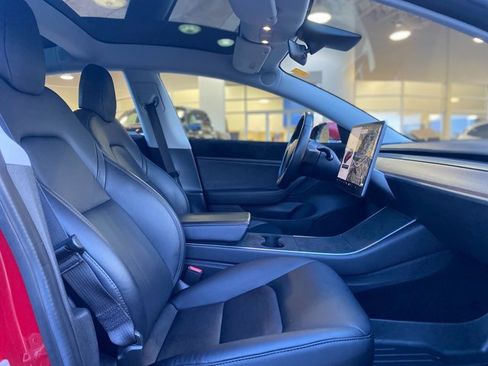 Used 2018 Tesla Model 3 image 10