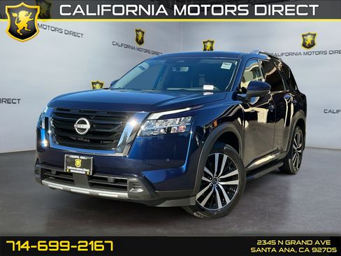 Used 2023 Nissan Pathfinder Platinum w/ Cargo Package image 1