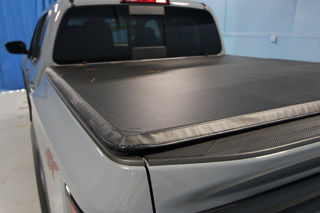 Used 2025 Nissan Frontier PRO-4X AWD/4WD image 35