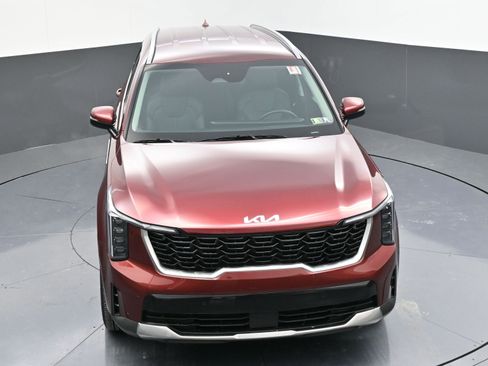 Used 2025 Kia Sorento S image 45