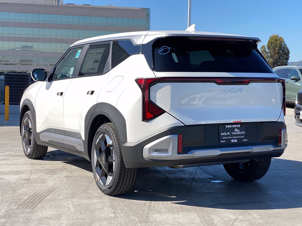 New 2027 Kia Seltos EX FWD image 4