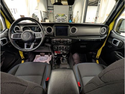 Used 2023 Jeep Wrangler Unlimited Rubicon 4xe w/ Steel Bumper Group image 11