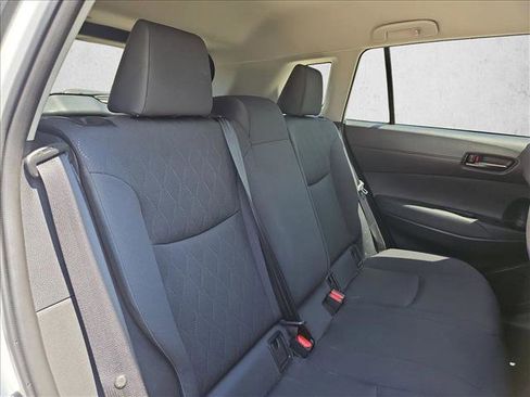 Used 2024 Toyota Corolla Cross LE FWD image 19