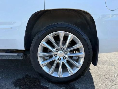 Used 2019 Chevrolet Tahoe Premier w/ Premier Plus Edition AWD/4WD image 33