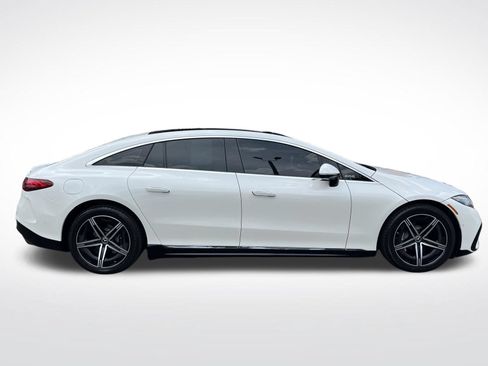 Used 2022 Mercedes-Benz EQS 580 4MATIC Sedan image 13