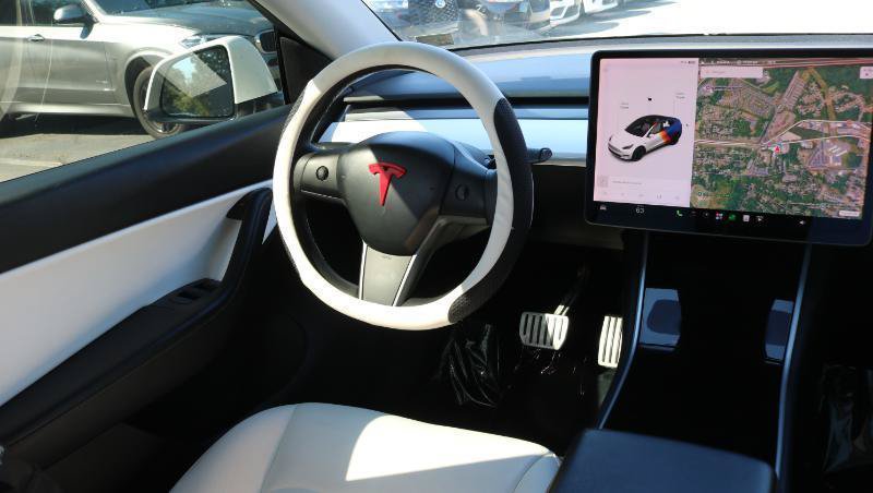 Used 2020 Tesla Model Y Performance AWD/4WD image 25