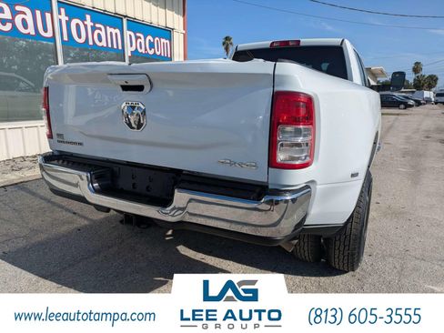 Used 2022 RAM 3500 Big Horn AWD/4WD image 3