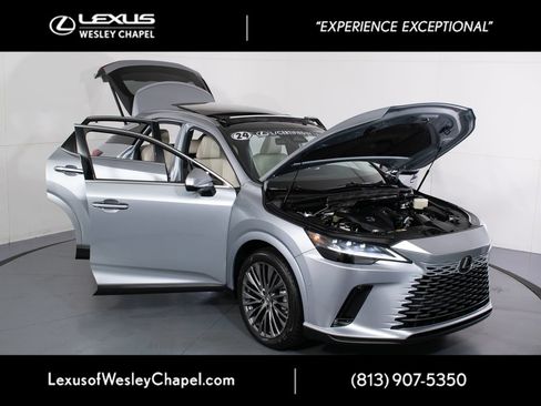 Used 2024 Lexus RX 350 FWD w/ Convenience Package image 11