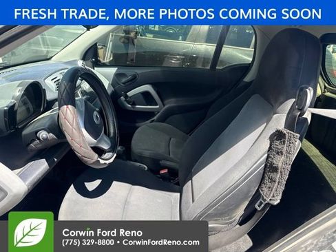Used 2013 smart fortwo pure RWD image 7