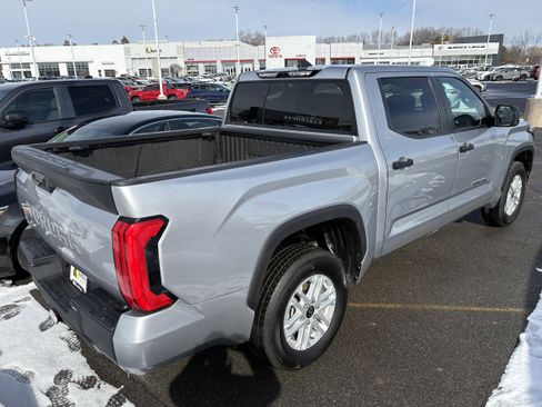 Used 2025 Toyota Tundra SR5 image 5