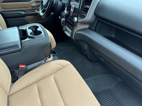 Used 2021 RAM 1500 Big Horn AWD/4WD image 16