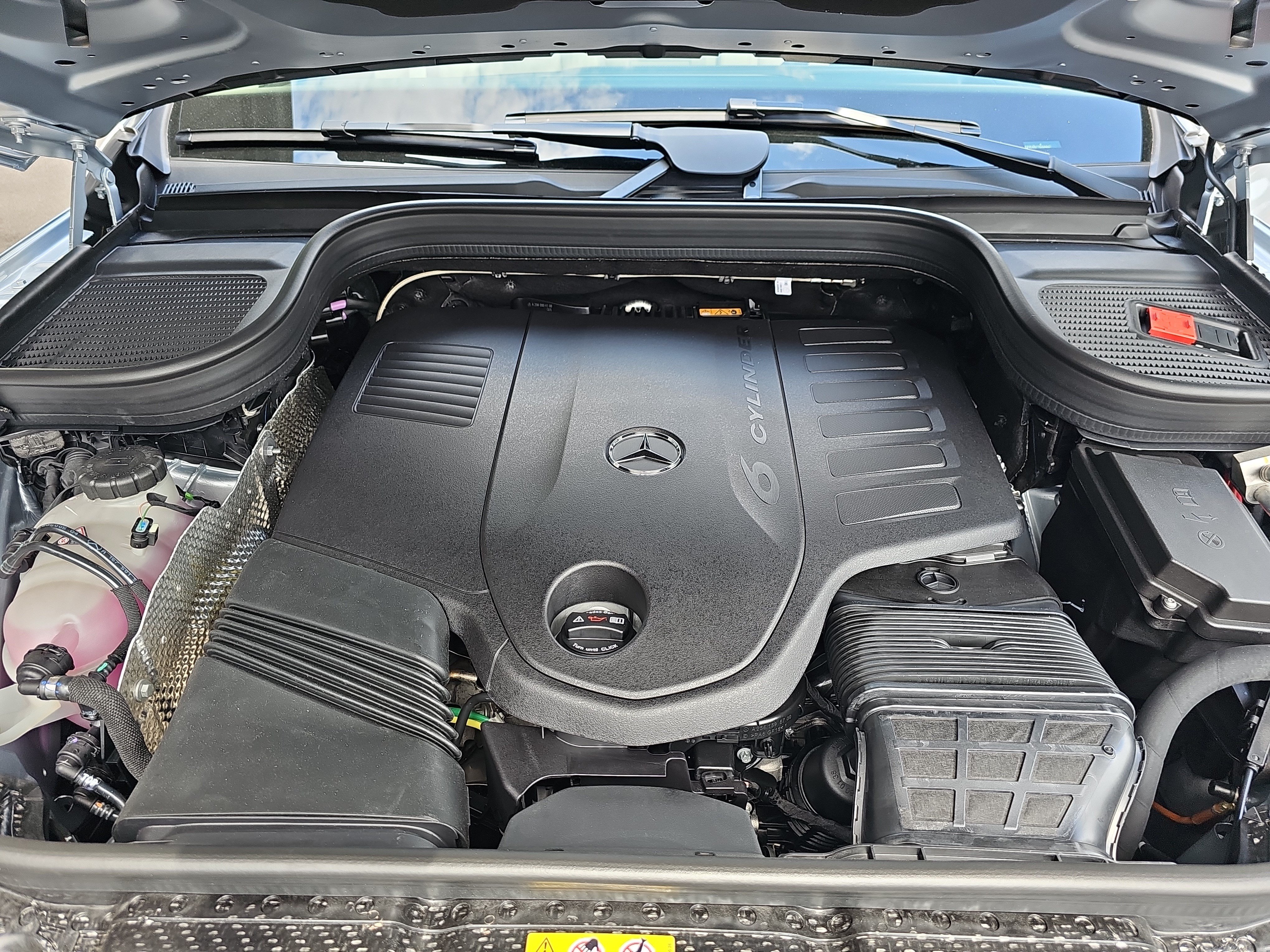 New 2026 Mercedes-Benz GLE 450 4MATIC image 32