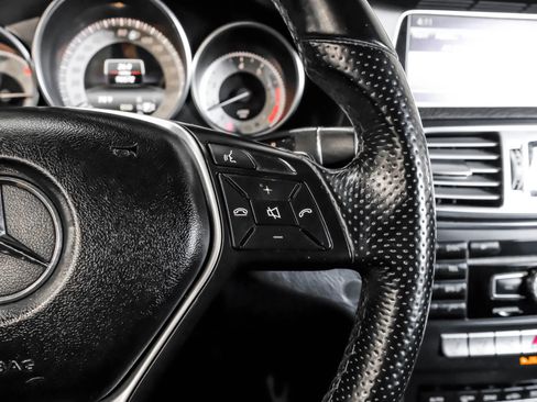 Used 2014 Mercedes-Benz E 550 Cabriolet image 21