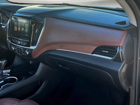 Used 2019 Chevrolet Traverse High Country image 28