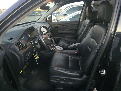 Used 2019 Honda Pilot Touring image 13