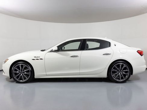 Used 2023 Maserati Ghibli Modena image 3