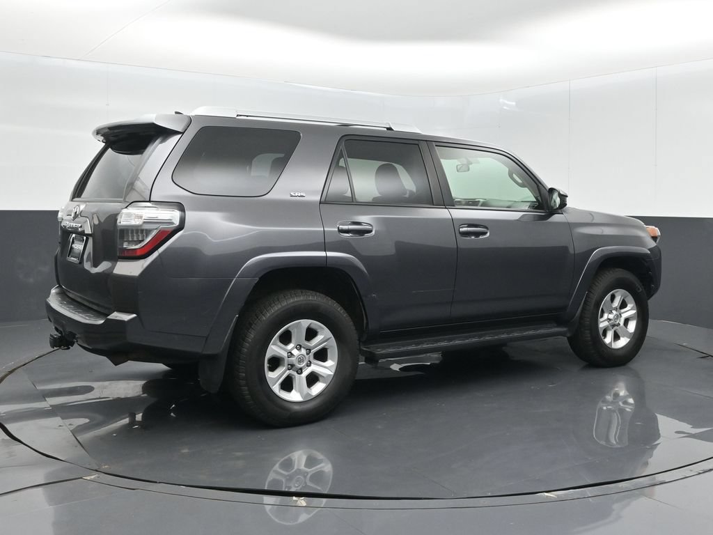 Used 2014 Toyota 4Runner SR5 AWD/4WD image 8