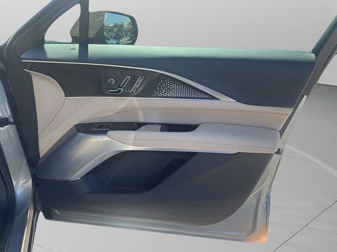 New 2026 Cadillac Lyriq Signature Luxury w/ Nappa Leather Package AWD/4WD image 34