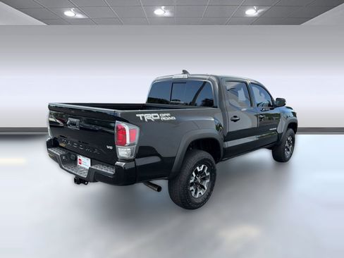 Certified 2022 Toyota Tacoma TRD Off-Road w/ Technology Package RWD image 9