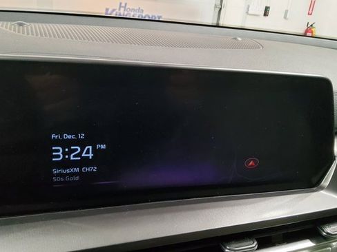 Used 2024 Kia Telluride S w/ S Sunroof Package image 23