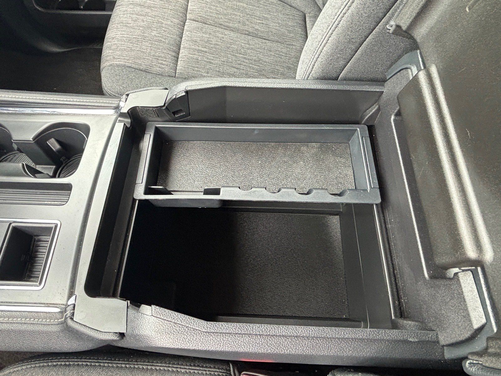 Used 2023 Ford Expedition XLT RWD image 18