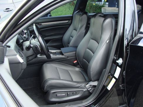 Used 2022 Honda Accord Sport image 7