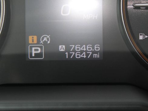 Used 2025 Subaru Outback Wilderness AWD/4WD image 9