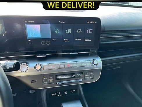 Used 2025 Hyundai Kona SEL AWD/4WD image 11