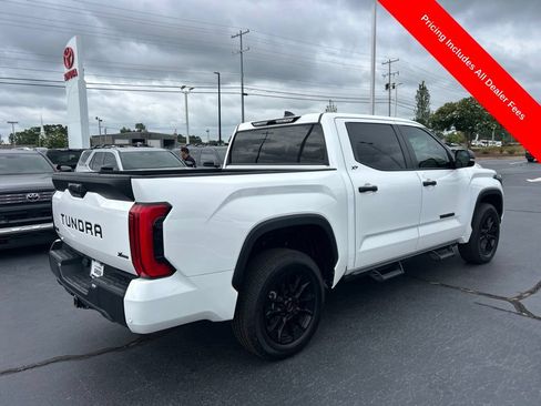 Used 2024 Toyota Tundra SR5 w/ SR5 Convenience Package AWD/4WD image 18