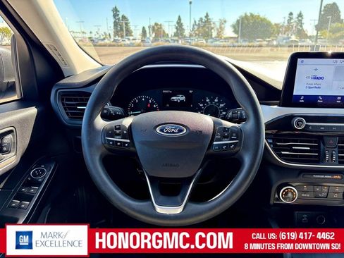 Used 2022 Ford Escape SE FWD image 23