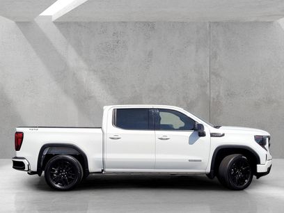Used 2024 GMC Sierra 1500 Elevation