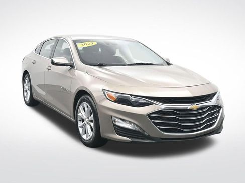 Used 2023 Chevrolet Malibu LT image 3