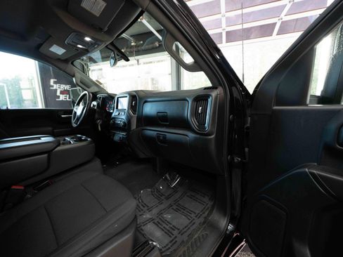 Used 2021 Chevrolet Silverado 2500 Custom w/ Custom Value Package image 25