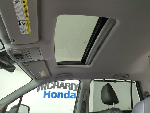 Certified 2022 Honda Pilot Special Edition image 17