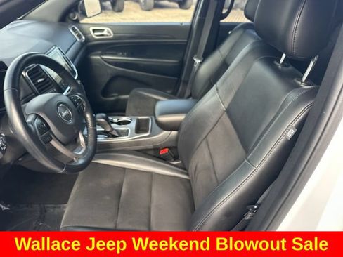 Used 2021 Jeep Grand Cherokee Laredo X AWD/4WD image 23