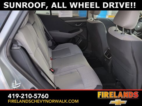 Used 2025 Subaru Outback Premium w/ Popular Package #1A image 15