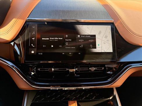 Used 2026 Aston Martin DBX 707 AWD/4WD image 21