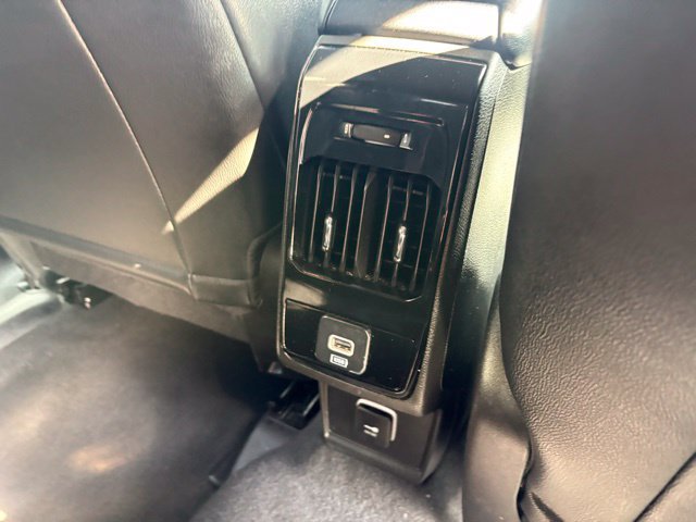 Used 2025 Jeep Compass Latitude AWD/4WD image 33