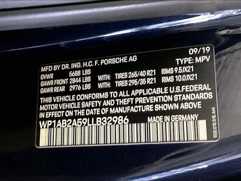 Used 2020 Porsche Macan S AWD/4WD image 31