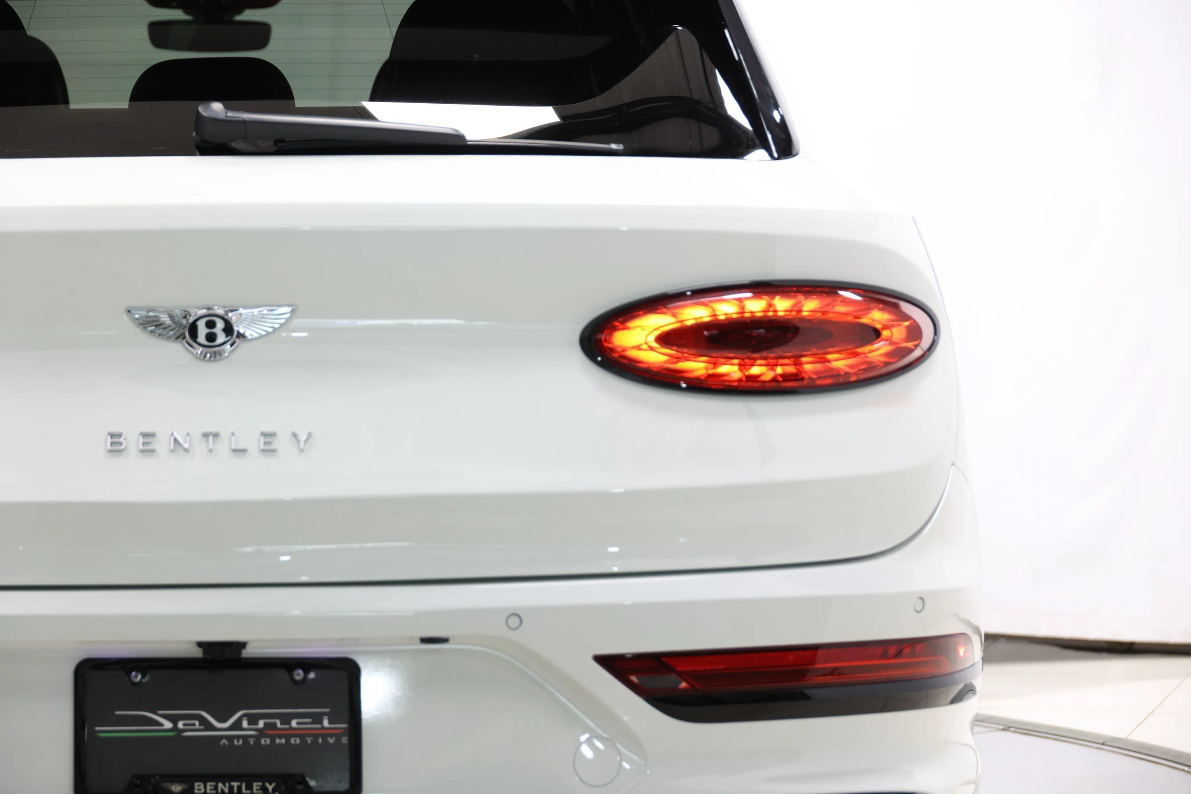 Used 2022 Bentley Bentayga AWD/4WD image 78