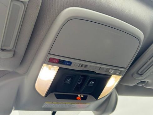 Used 2019 Subaru Forester Touring image 27